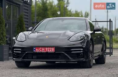Фастбэк Porsche Panamera 2016 в 