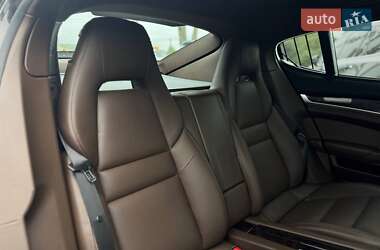 Фастбэк Porsche Panamera 2016 в 