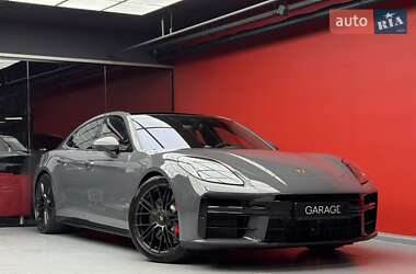 Фастбэк Porsche Panamera 2025 в 