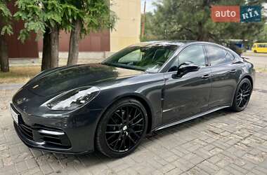 Porsche Panamera 2018 Porsche Panamera 2018