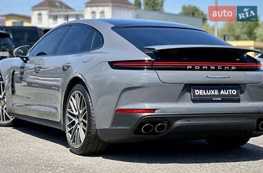 Фастбэк Porsche Panamera 2024 в 