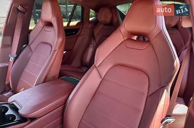 Фастбэк Porsche Panamera 2024 в 