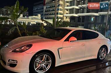 Porsche Panamera 2010 Porsche Panamera 2010