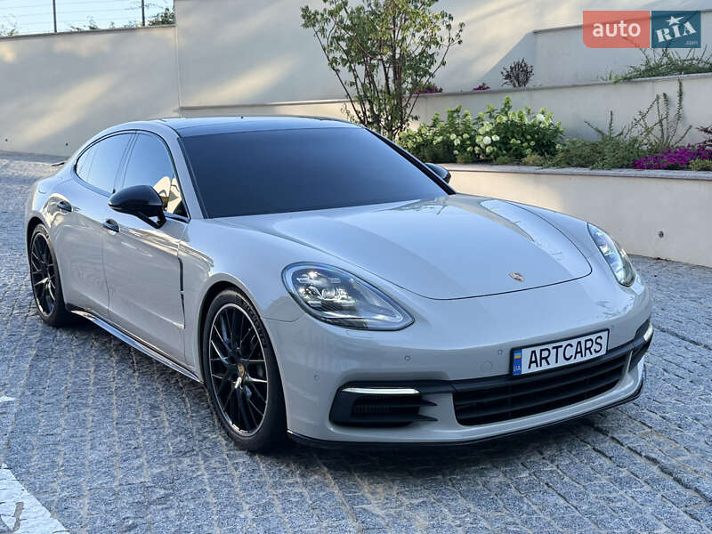 Porsche Panamera 2017