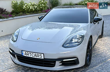 Porsche Panamera 2017