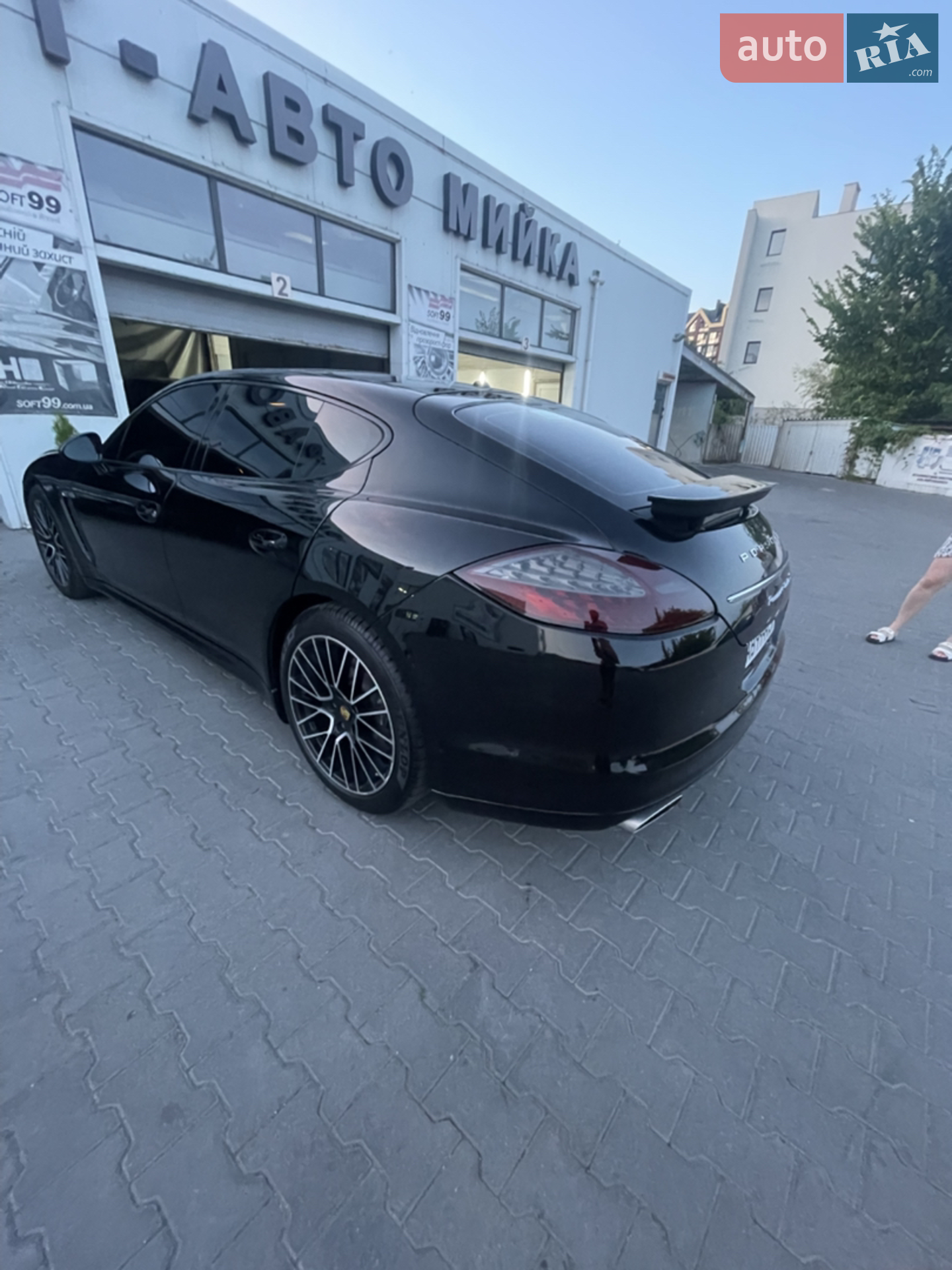 2011 Porsche Panamera - мініатюра 3