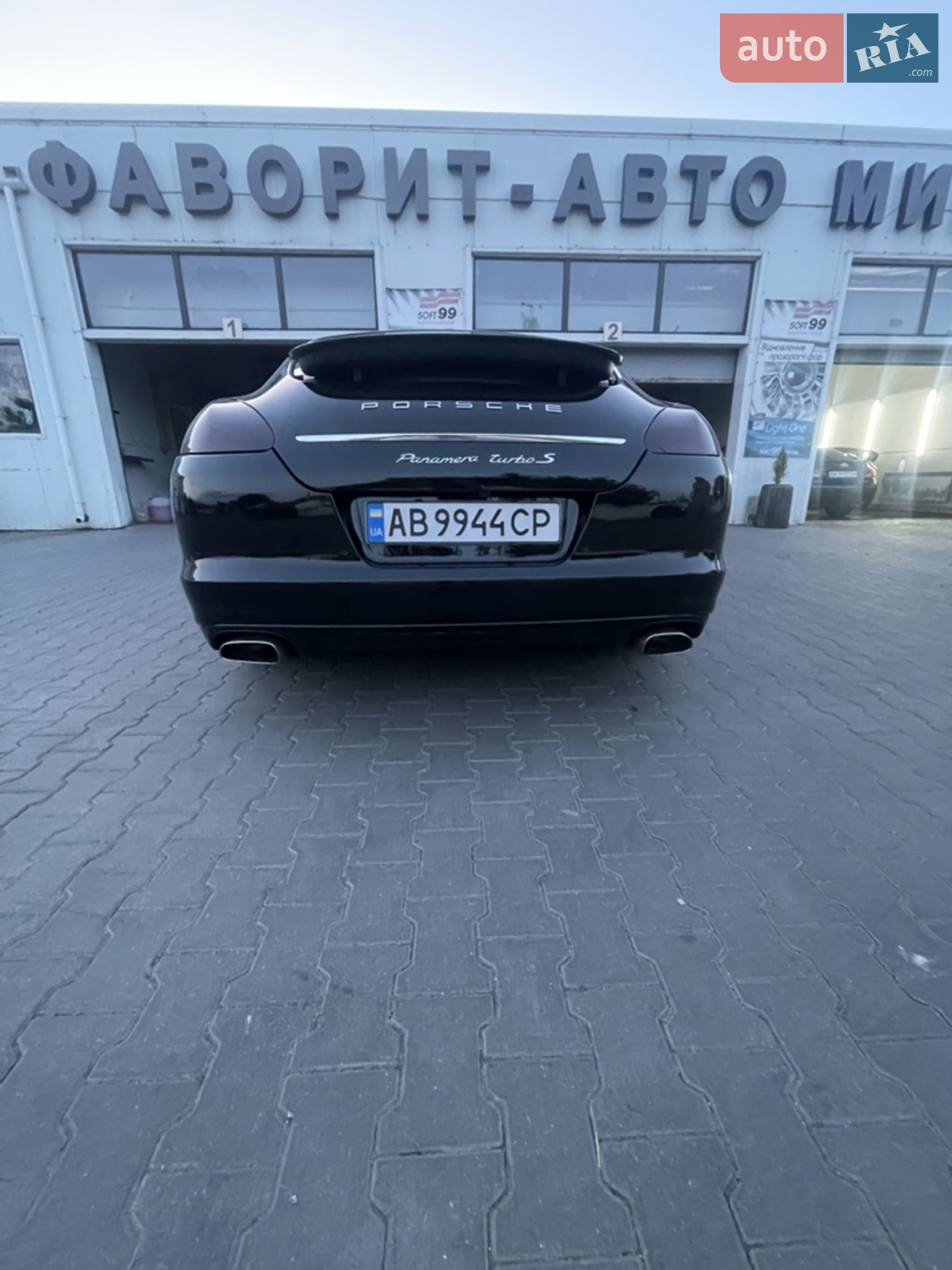 2011 Porsche Panamera - мініатюра 7