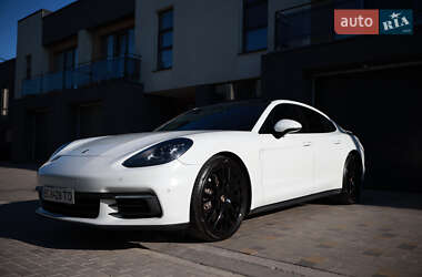 Porsche Panamera 2019 Porsche Panamera 2019