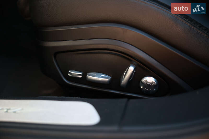 Фастбэк Porsche Panamera 2019 в Хмельницком фото 26 Фастбэк Porsche Panamera 2019 в Хмельницком