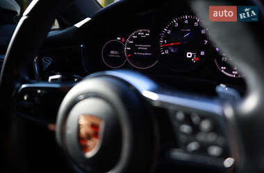 Фастбэк Porsche Panamera 2019 в 