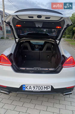 Фастбэк Porsche Panamera 2015 в 