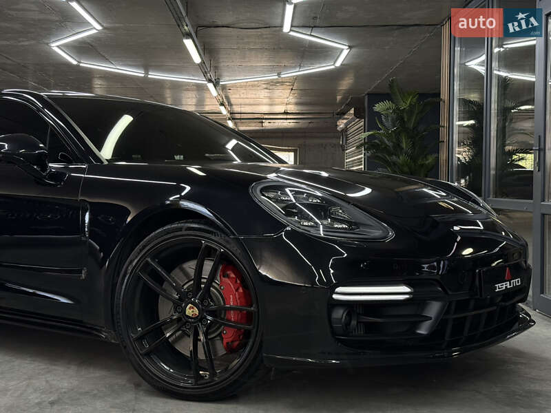 Универсал Porsche Panamera 2017 в Одессе