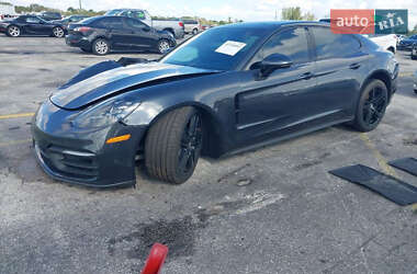 Фастбэк Porsche Panamera 2021 в Одессе