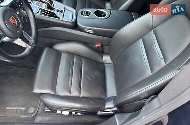 Фастбек Porsche Panamera 2018 в Києві