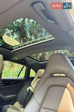Универсал Porsche Panamera 2020 в 