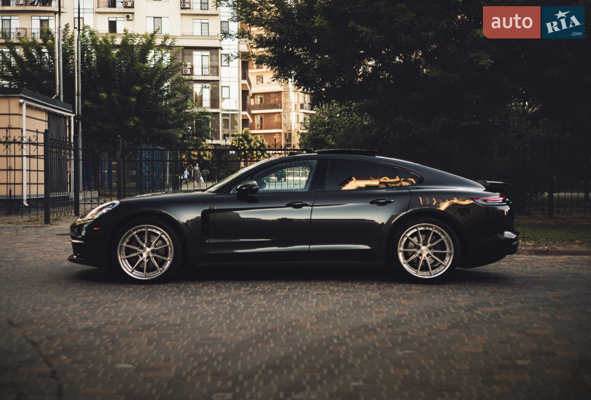 2017 Porsche Panamera - мініатюра 5