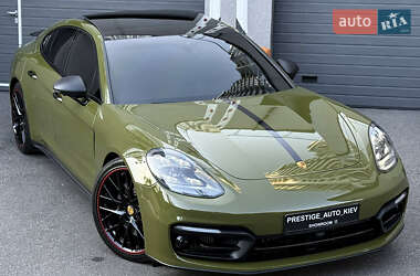 Фастбэк Porsche Panamera 2021 в 