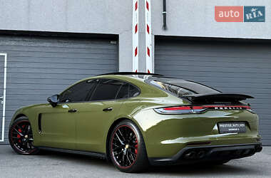 Фастбэк Porsche Panamera 2021 в 