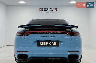 Фастбэк Porsche Panamera 2016 в 