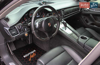 Фастбек Porsche Panamera 2014 в Одесі
