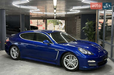 Porsche Panamera 2010 Porsche Panamera 2010