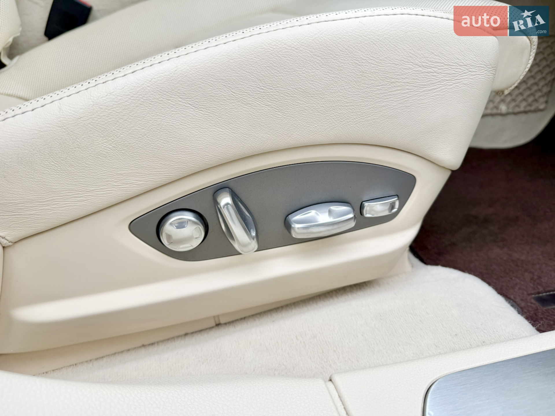 2011 Porsche Panamera - мініатюра 87