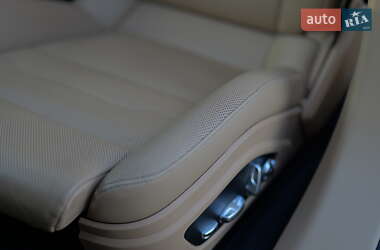 Фастбэк Porsche Panamera 2019 в 