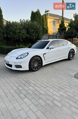 Porsche Panamera 2015