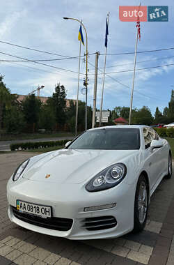 Porsche Panamera 2013