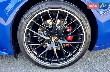 Фастбэк Porsche Panamera 2018 в 