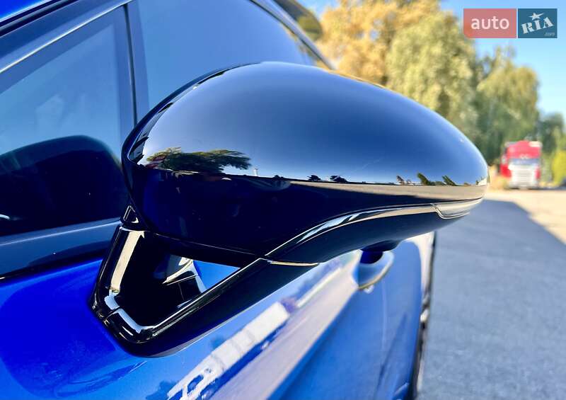 Фастбэк Porsche Panamera 2018 в Киеве