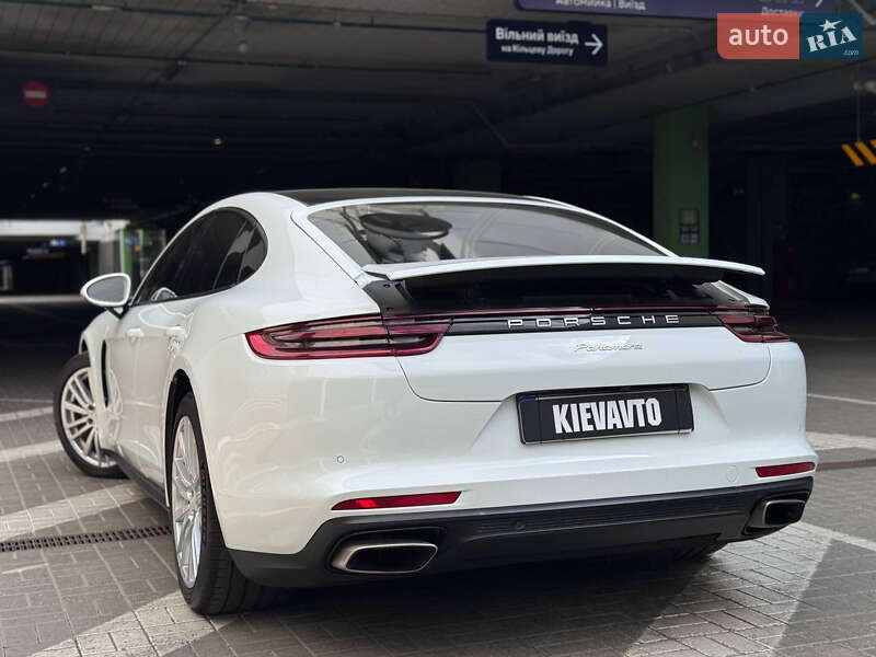Фастбэк Porsche Panamera 2019 в Киеве фото 7 Фастбэк Porsche Panamera 2019 в Киеве