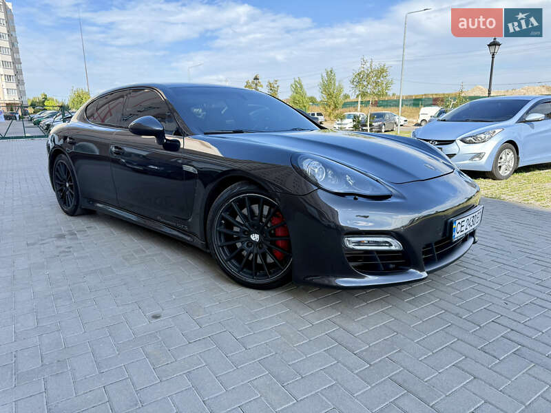 Фастбэк Porsche Panamera 2012 в Киеве