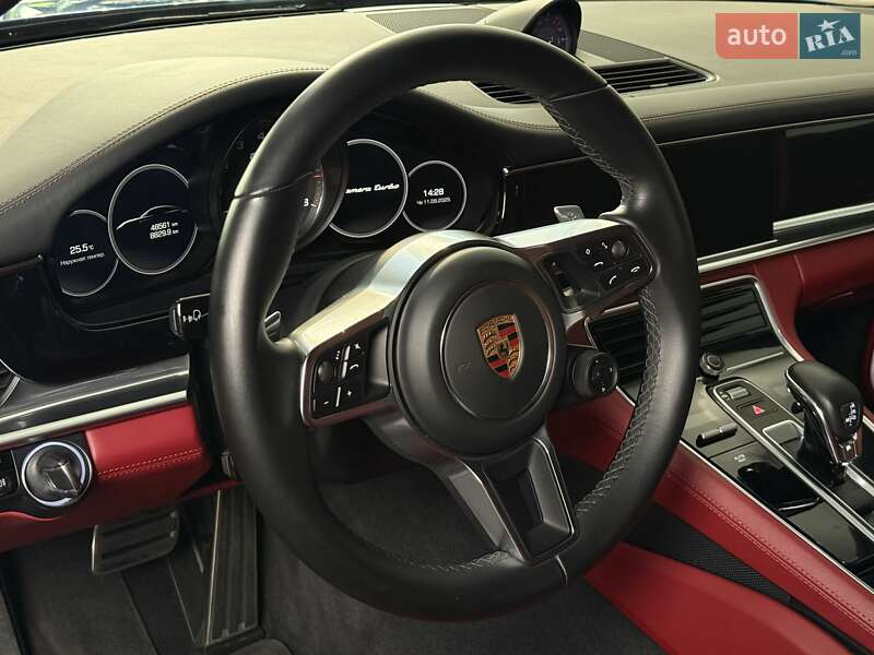 Фастбэк Porsche Panamera 2018 в Днепре