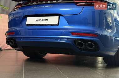 Фастбэк Porsche Panamera 2018 в 