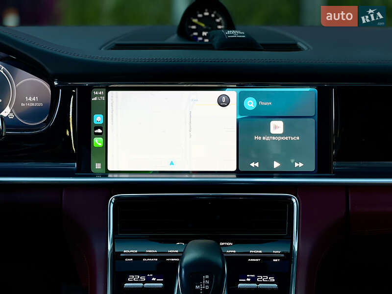 Фастбэк Porsche Panamera 2018 в Киеве фото 46 Фастбэк Porsche Panamera 2018 в Киеве