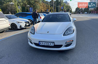 Фастбэк Porsche Panamera 2009 в 