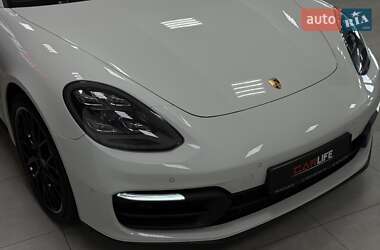 Фастбэк Porsche Panamera 2020 в 