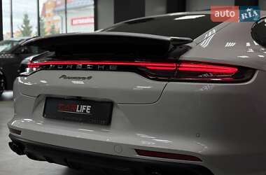 Фастбэк Porsche Panamera 2020 в 