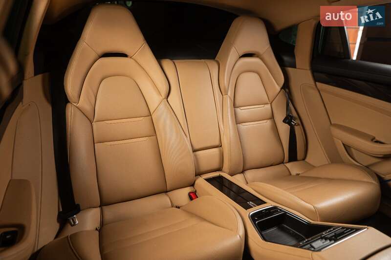 Фастбэк Porsche Panamera 2018 в Одессе фото 56 Фастбэк Porsche Panamera 2018 в Одессе