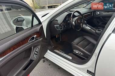 Фастбэк Porsche Panamera 2013 в 