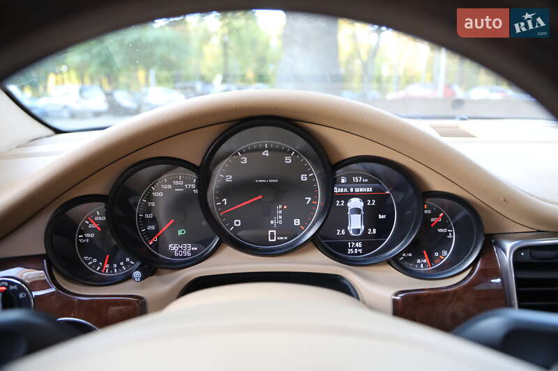 Фастбэк Porsche Panamera 2011 в Харькове