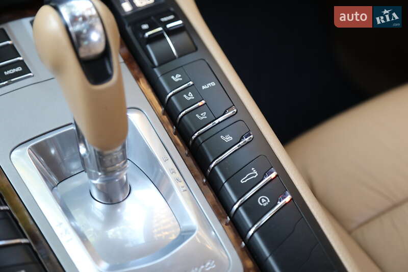 Фастбэк Porsche Panamera 2011 в Харькове