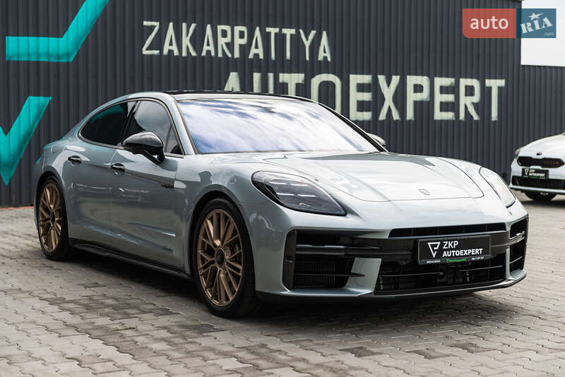 Фастбэк Porsche Panamera 2024 в Мукачево