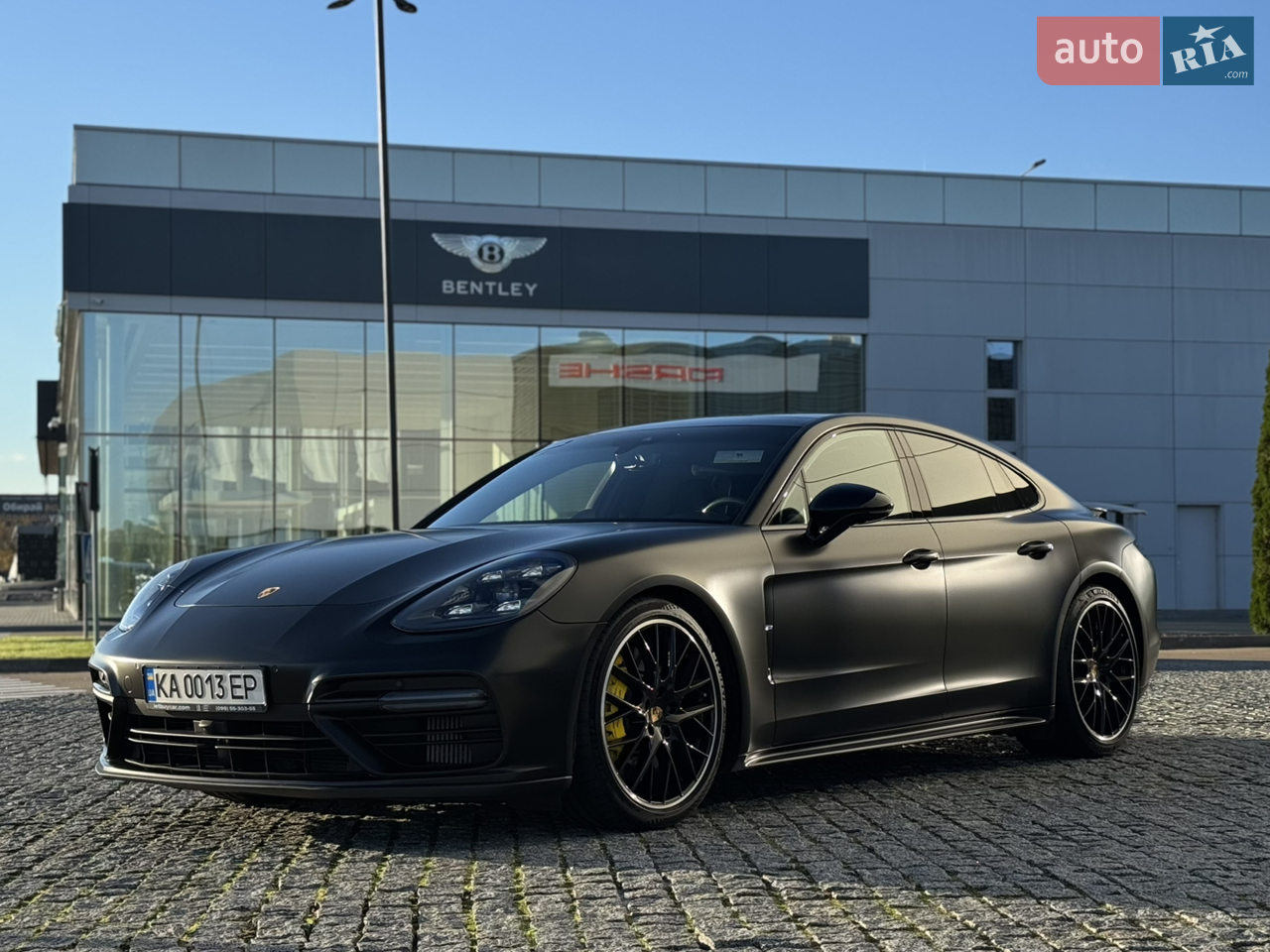 2018 Porsche Panamera - мініатюра 32
