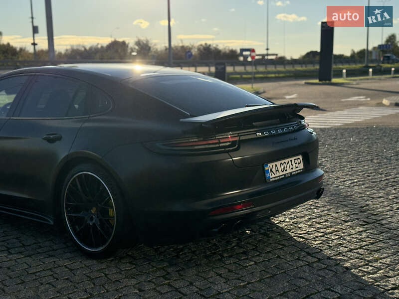 Фастбек Porsche Panamera 2017 в Києві фото 63 Фастбек Porsche Panamera 2017 в Києві
