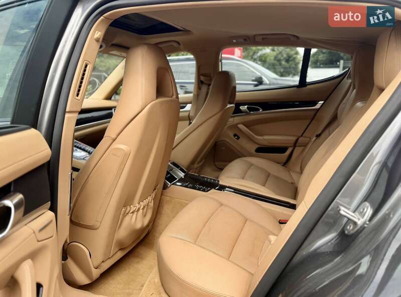 Фастбэк Porsche Panamera 2014 в Киеве фото 13 Фастбэк Porsche Panamera 2014 в Киеве