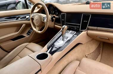 Фастбэк Porsche Panamera 2014 в 