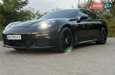 Фастбэк Porsche Panamera 2014 в 