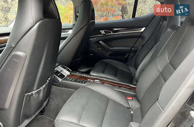 Фастбэк Porsche Panamera 2013 в Киеве